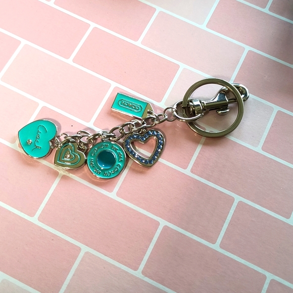 COACH Blue Triple Heart Crystal Key Ring Keychain Fob Purse Charm, NWOT - Picture 1 of 3